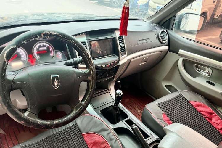 Used Jinbei Jindian 2014 2.4T Golden 009 Diesel Comfort Version with Long Wheelbase
