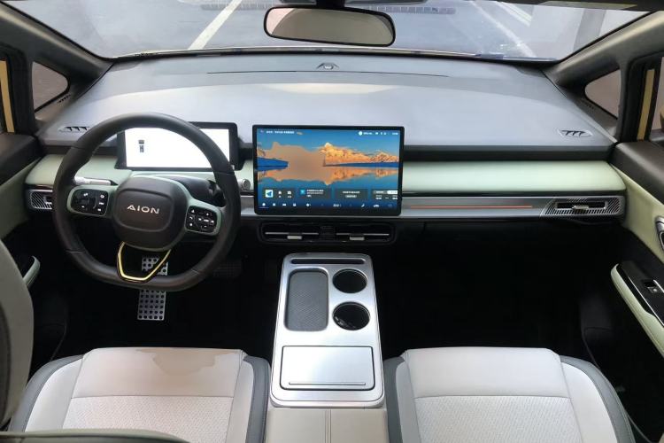 Used AION Y 2022 Plus 70 Smart Edition