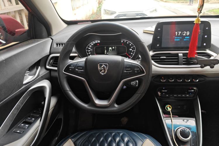 Used Baojun 510 2017 1.5L Automatic Fashion Model