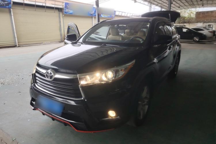 Used Toyota Highlander 2015 2.0T Two-Wheel Drive Luxury Edition 7 Seats

