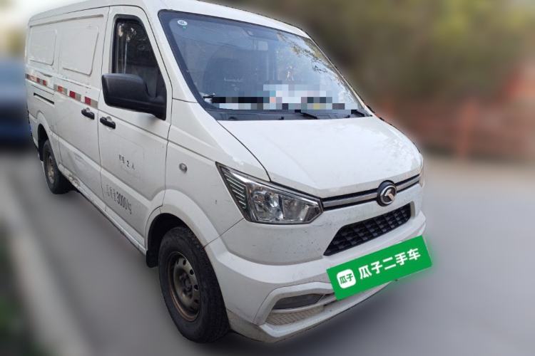 Used King Long Longyao 6 2022 Innovative Hang 38.64 kWh Van Series Front Right 45 Deg