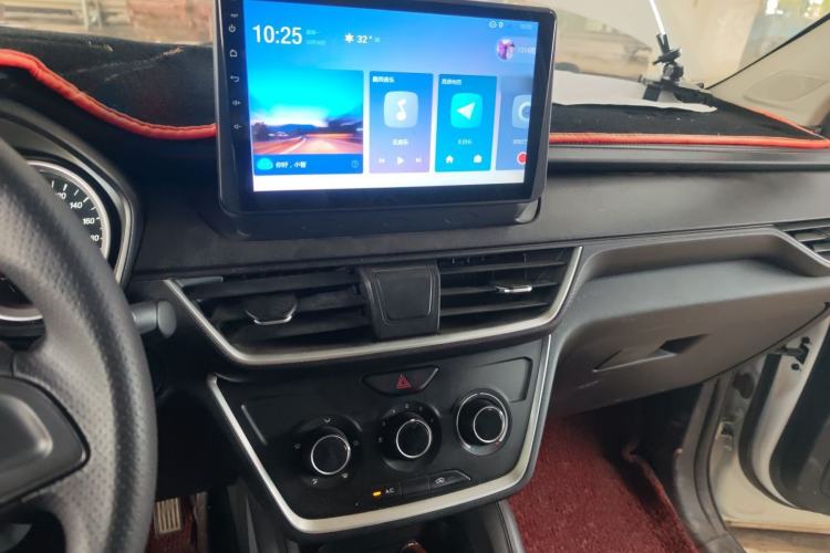 Used Wuling Hongguang S3 2018 1.5L Manual Standard Version China V Standard Audio And AC Panel