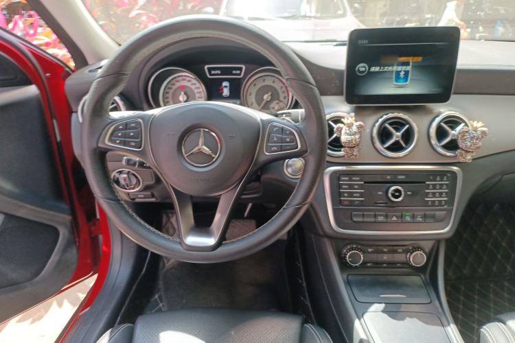 Used Mercedes-Benz GLA 2016 GLA 200 Fashion Model