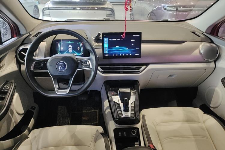 Used BYD Yuan Pro 2021 401 km Luxury Version Center Console