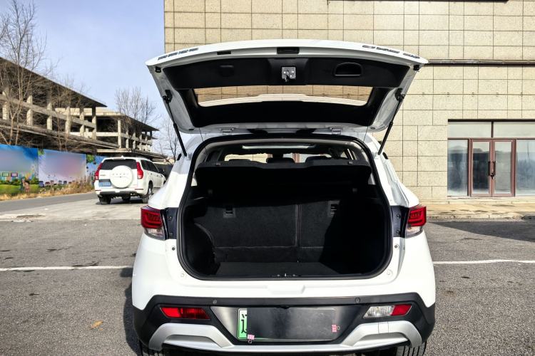 Used Soueast DX3 2018 EV Flagship Model Exterior 11