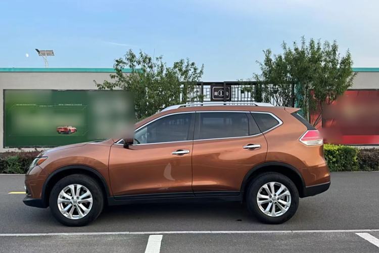 Used Nissan X-Trail 2015 2.5L CVT Leading MAX Edition 4WD