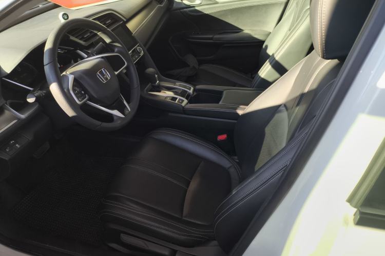 Used Honda Civic 2016 220TURBO CVT Luxury Edition