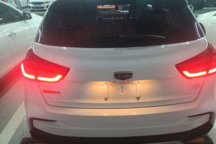 Used Geely Auto Vision X3 2019 Upgraded Model 1.5L Manual Elite Version Rear