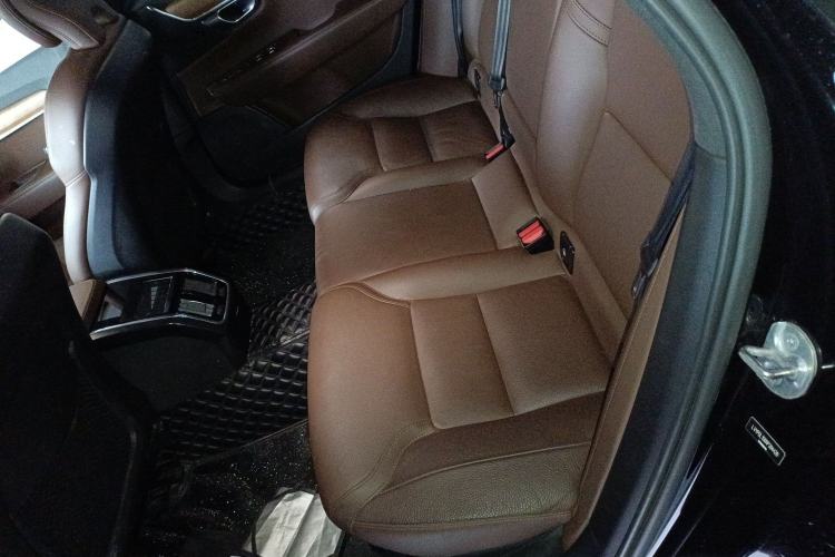 Used Volvo S90 2024 B5 Zhiyi Luxury Edition
