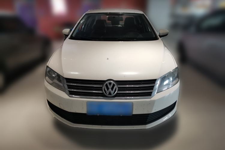 Used Volkswagen Lavida 2013 Revised Classic 1.6L Automatic Fashion Edition Front