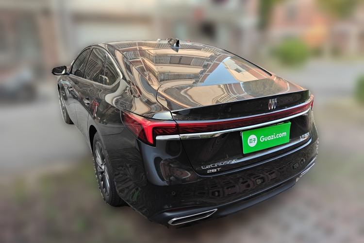 Used Buick LaCrosse 2025 28T Platinum Edition
