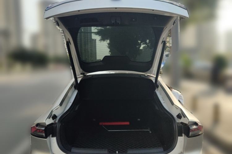 Used CHANGAN UNI-V 2024 1.5T Prestige Sport Edition Trunk