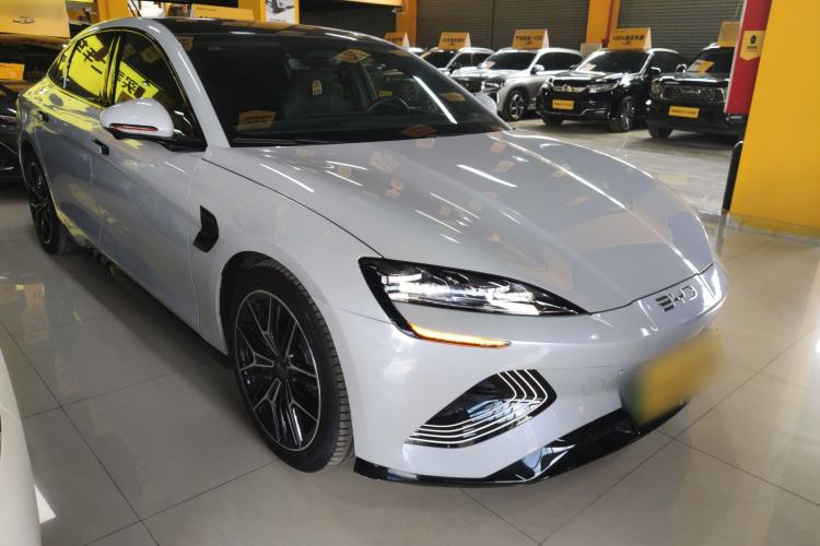 Used BYD Seal 2025 650 Long-Range Version
