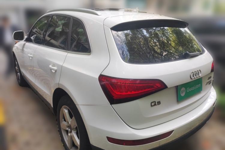 Used Audi Q5 2015 40 TFSI Technology Edition Rear Left 45 Deg