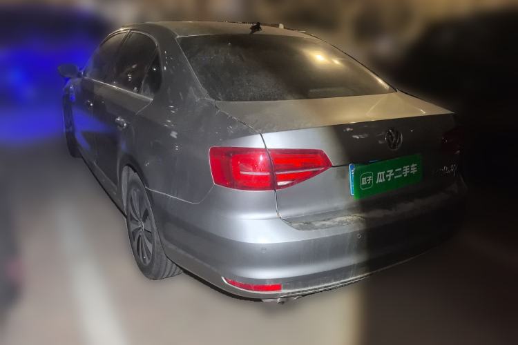 Used Volkswagen Sagitar 2017 230TSI Automatic Comfort Version
