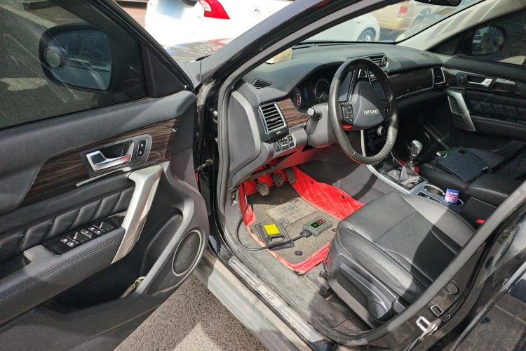 Used Haval H2 2016 Red-Label 1.5T Manual Two-Wheel Drive Luxury Model