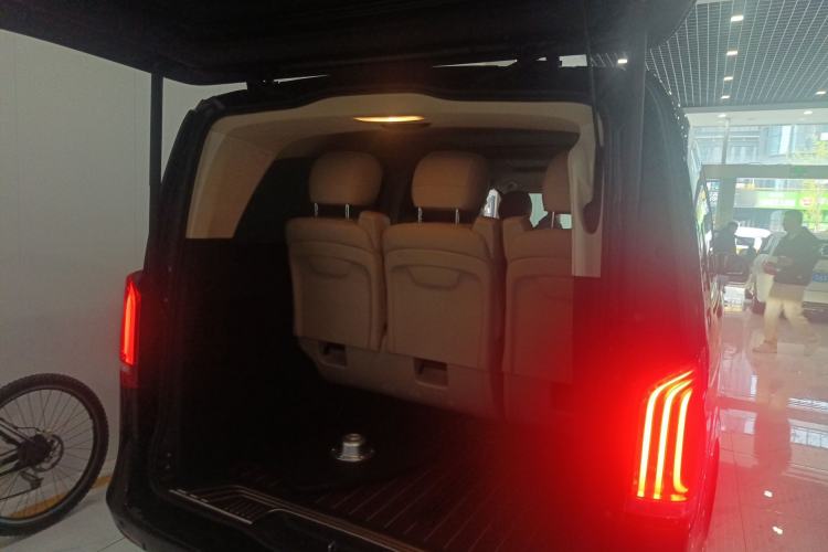 Used Mercedes-Benz V-Class 2018 V 260 L Prestige Extended Version China VI
