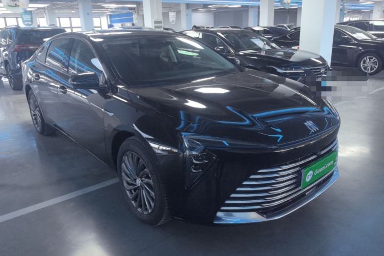 Used Buick LaCrosse 2025 28T Platinum Edition