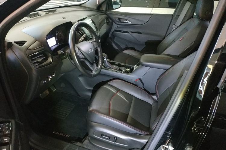 Used Chevrolet Equinox 2021 550T RS Smart Boundary-Pushing Edition Left Front Seat