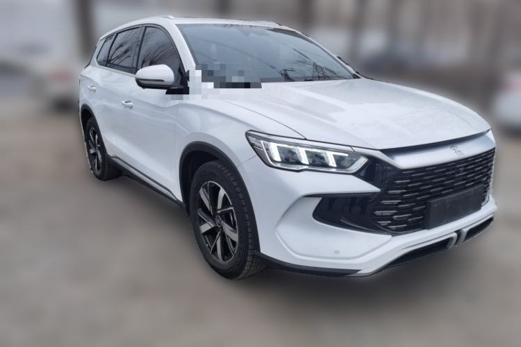 Used BYD Song Pro New Energy 2023 Champion Edition DM-i 110KM Beyond Model Front Right 45 Deg