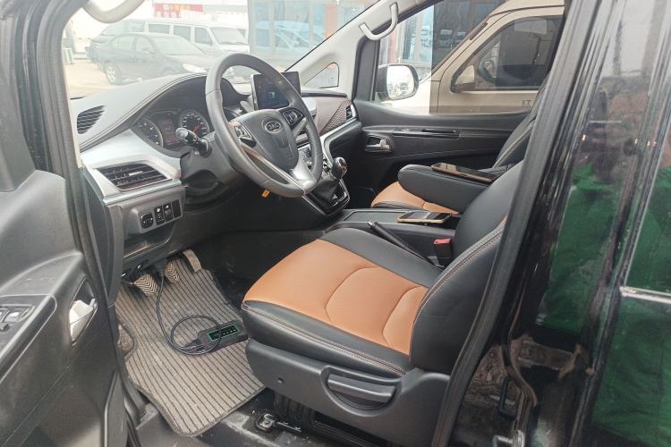 Used JAC Refine M3 2022 1.8L 7-seat Standard Edition
