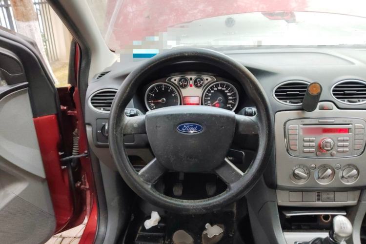 Used Ford Focus 2013 Hatchback Classic 1.8L Manual Base Model
