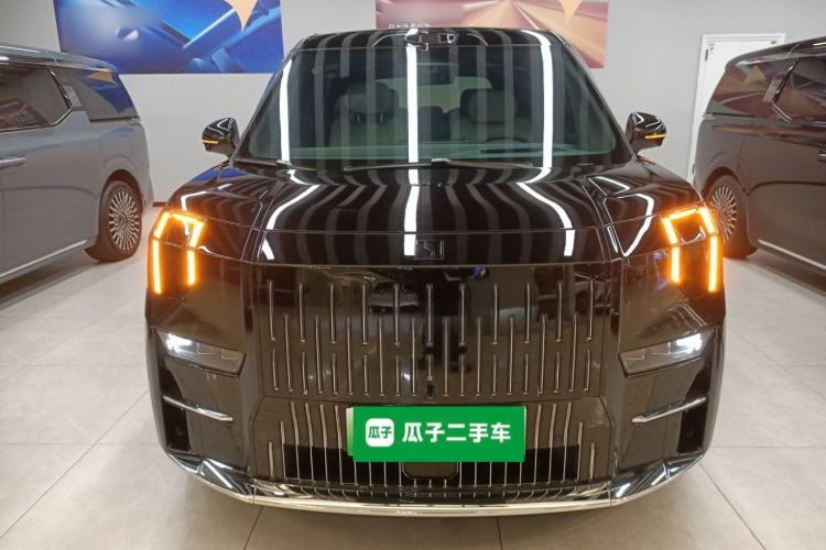 Used Zeekr 009 2024 7-Seater Walk-Through Version Four-Wheel Drive 108 kWh