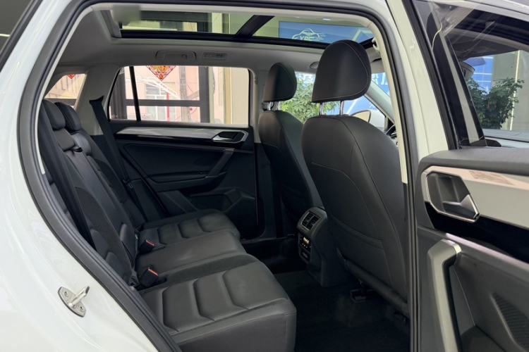 Used Volkswagen Tayron 2020 330TSI Two-Wheel Drive Luxury Smart Connectivity Version