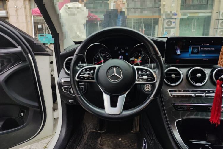 Used Mercedes-Benz C-Class 2019 C 180 L Fashion Edition Sport Version Steering Wheel