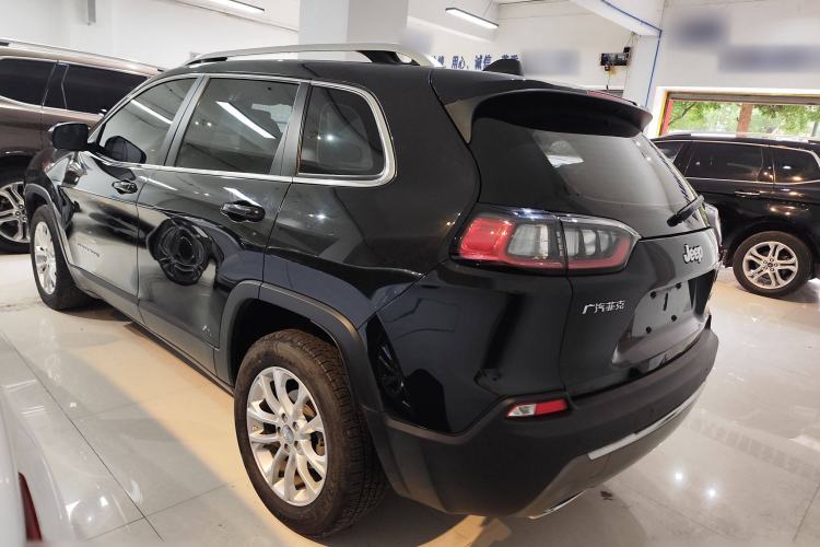 Used Jeep Cherokee 2019 2.0T Two-Wheel Drive Smart Enjoyment Version China VI