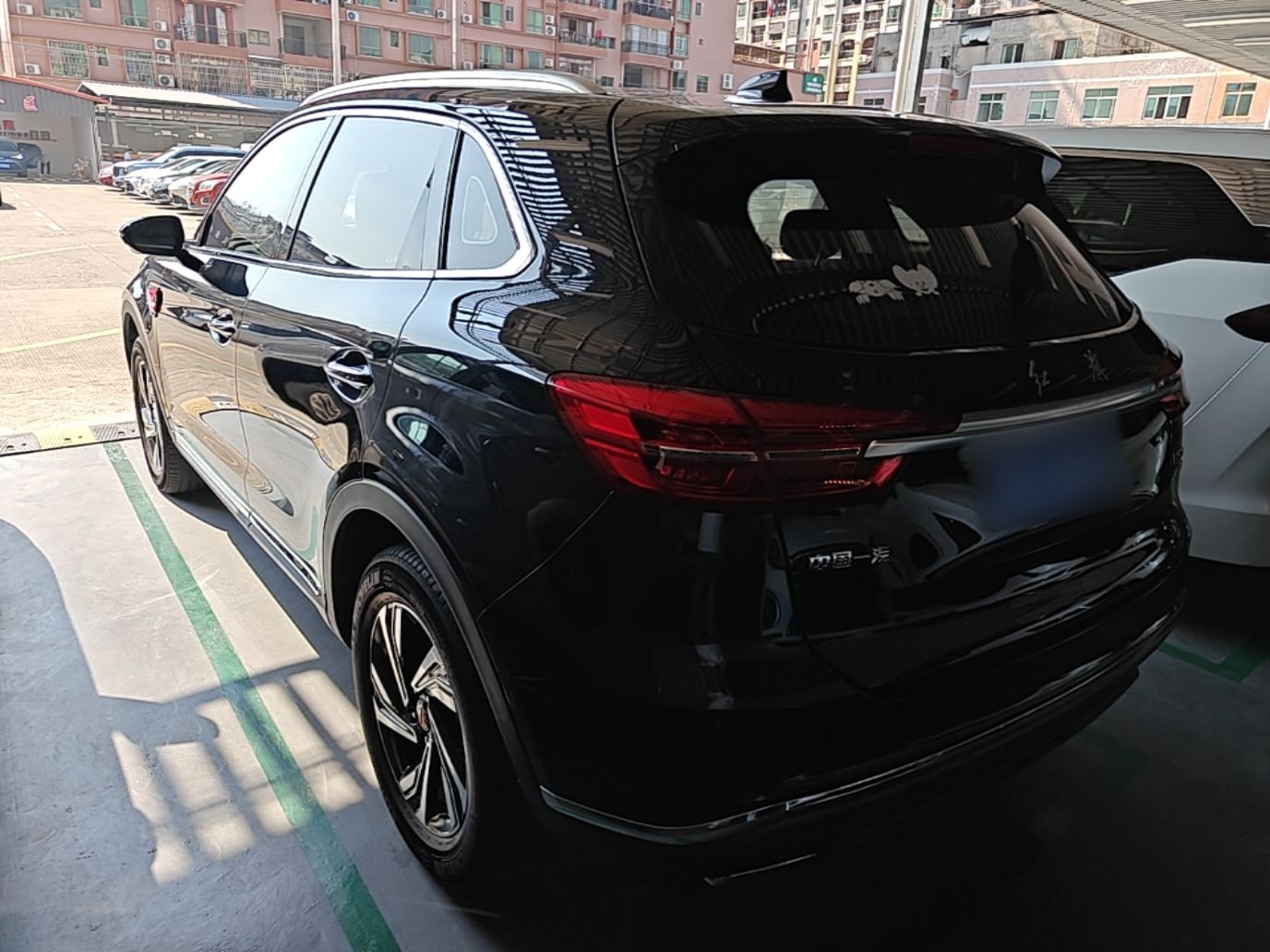 Hongqi HS5 2022 Revised Version 2.0T Smart Connect Flagship Edition — снимка 4