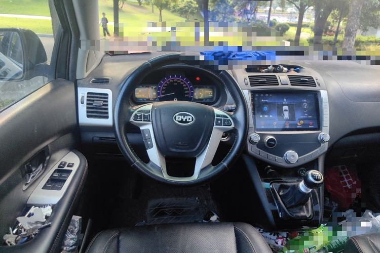 Used BYD S6 2014 1.5TI Manual Luxury 5-Seater
