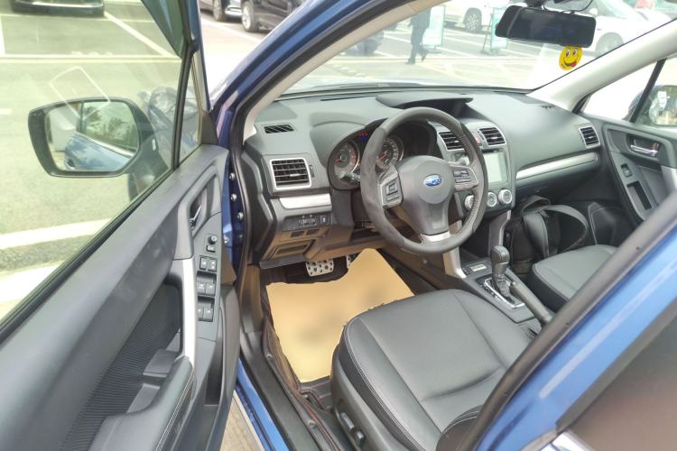 Used Subaru Forester 2015 2.0i Special Edition Commemorative Model
