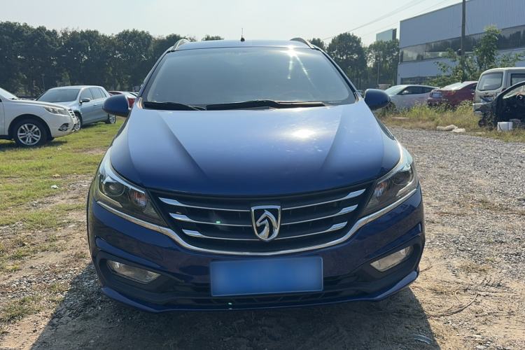 Used Baojun 310W 2017 1.5L Manual Comfort Version China V
