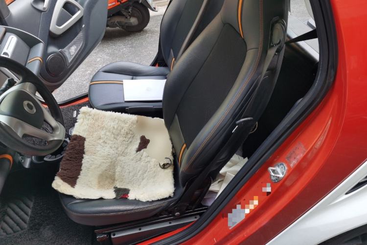 Used smart fortwo 2015 1.0 MHD Spark Special Edition