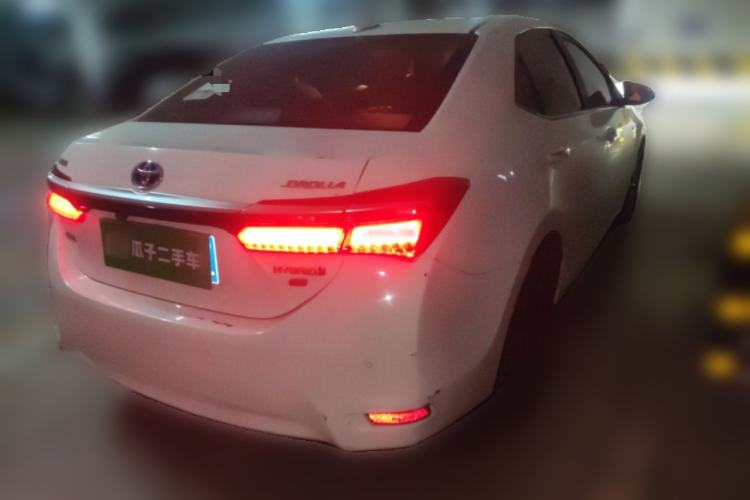 Used Toyota Corolla 2018 Dual-Engine 1.8L E-CVT Smart Edition