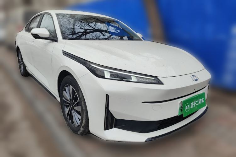 Used CHANGAN NEVO A05 2024 70 Pro Front Right 45 Deg