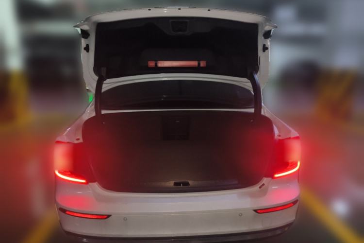 Used Volvo S60 2023 B4 Zhiyuan Luxury Edition