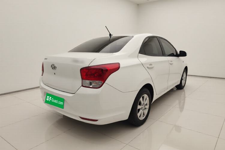 Used Hyundai Verna (older generation) 2017 1.4L Manual Refreshed Version China VI Standard Rear Right 45 Deg