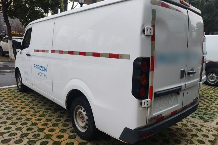 Used Farizon Xingxiang V 2023 V6E Zhonghang Lithium Battery 38.64kWh Value Edition Rear Left 45 Deg