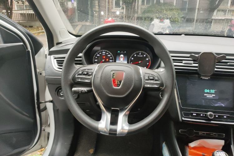 Used Roewe i5 2019 1.5L Manual 4G Connectable Langhao Edition Steering Wheel