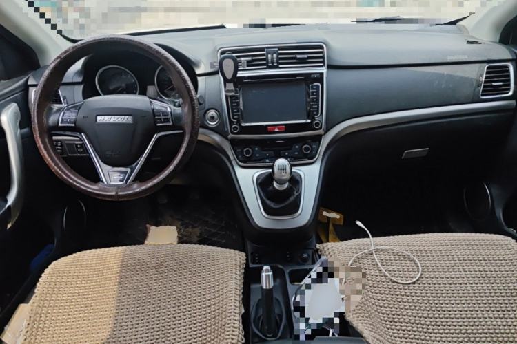 Used Haval H6 2017 Blue Label Sport Edition 1.5T Manual Two-Wheel Drive Elite Model Center Console