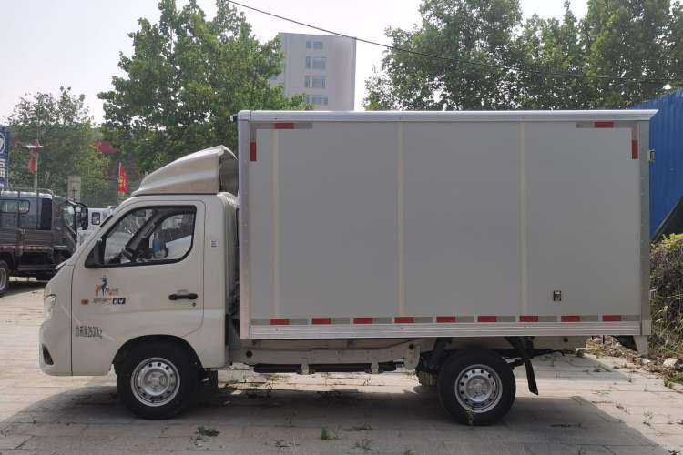 Used Foton Xiangling M New Energy 2023 M1 BYD Box-Type Cargo Bed
