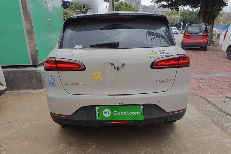 Used Wuling Bingo PLUS 2024 330 km Range Five-Seater Version
