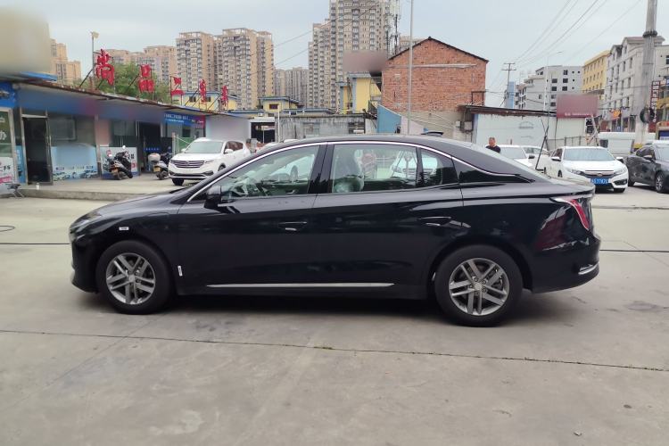 Used Hongqi E-QM5 2025 500km Range Commuter Version
