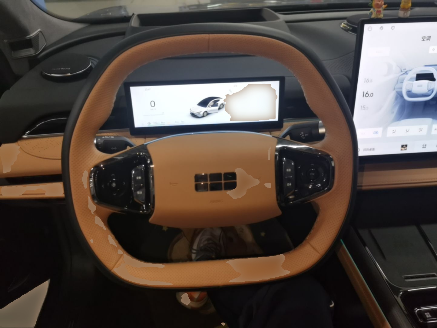 Geely Galaxy 8 2025 130km EM-P Starship Edition — снимка 13