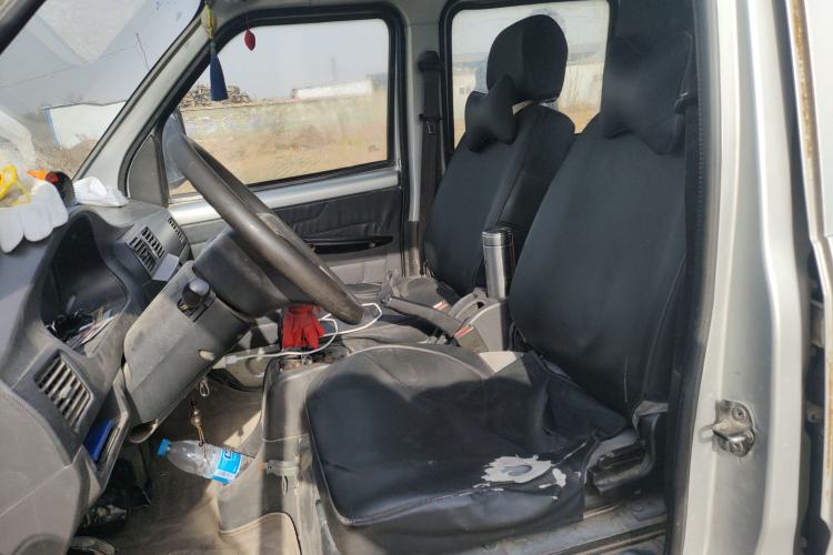 Used Wuling Rongguang Small Truck 2012 1.2L Double-Cab Basic Version LAQ Left Front Seat