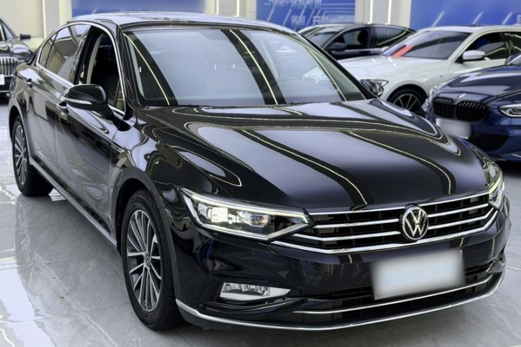Used Volkswagen Magotan 2020 330TSI DSG Luxury Edition Exterior 2