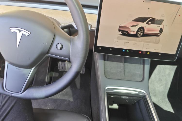 Used Tesla Model Y 2022 Rear-Wheel-Drive Version
