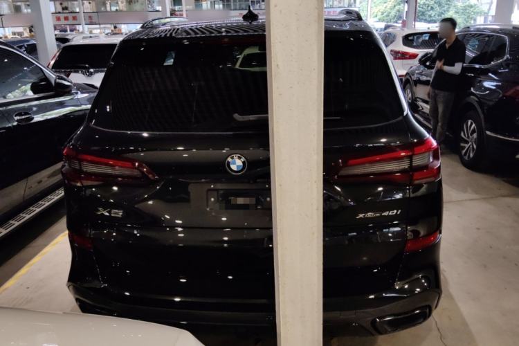 Used BMW X5 2021 xDrive40i Luxury Model with M Sport Package
